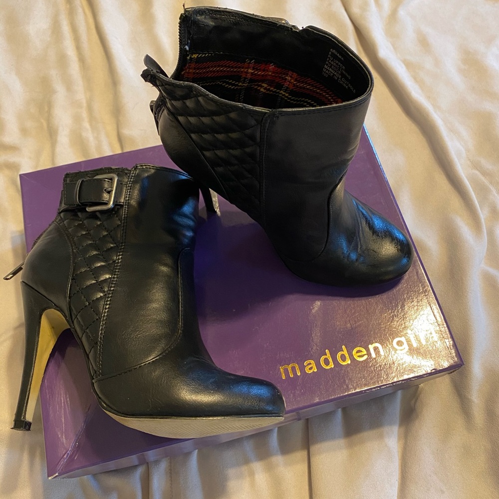 Women’s Madden Girl booties